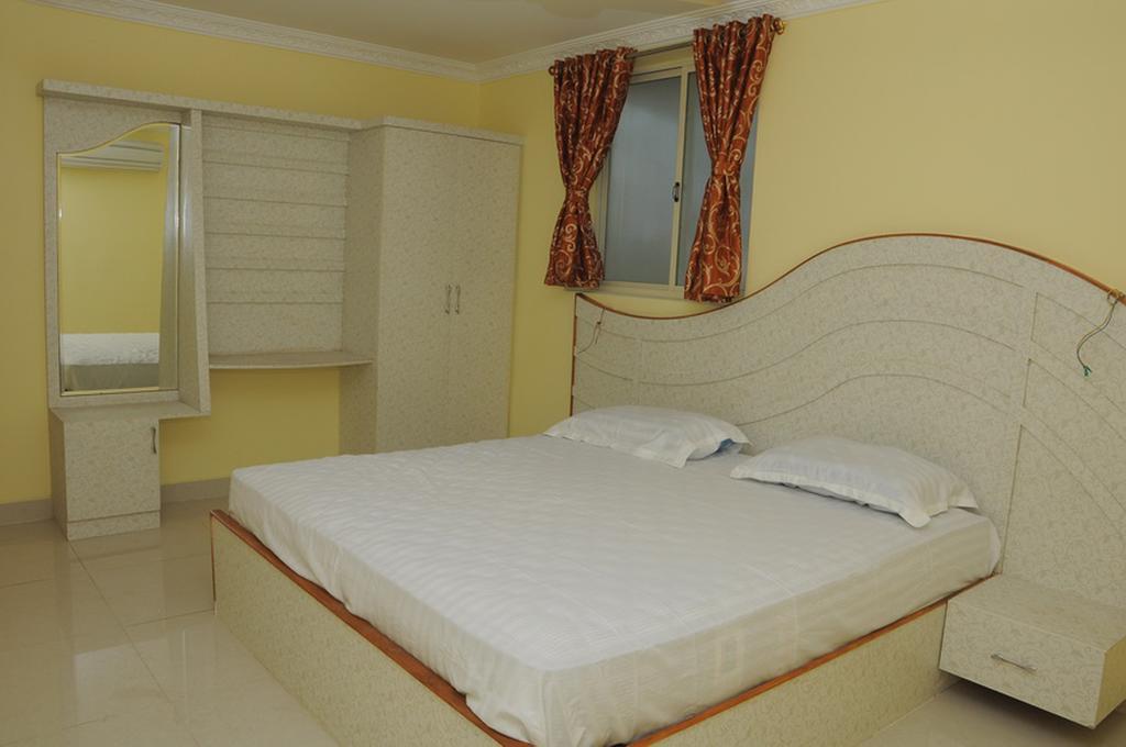 Hariharan Residency - Poonamallee Hotel Chennai Eksteriør billede